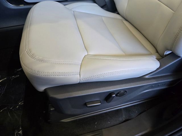 New 2026 Ford Expedition Max Active image 16