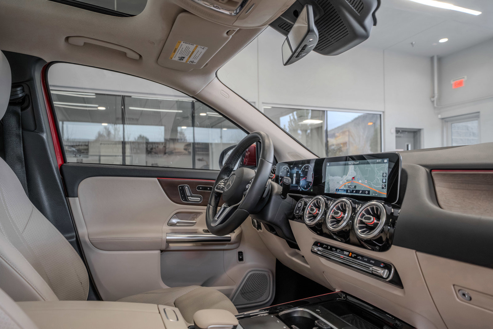 Used 2021 Mercedes-Benz GLA 250 4MATIC image 18