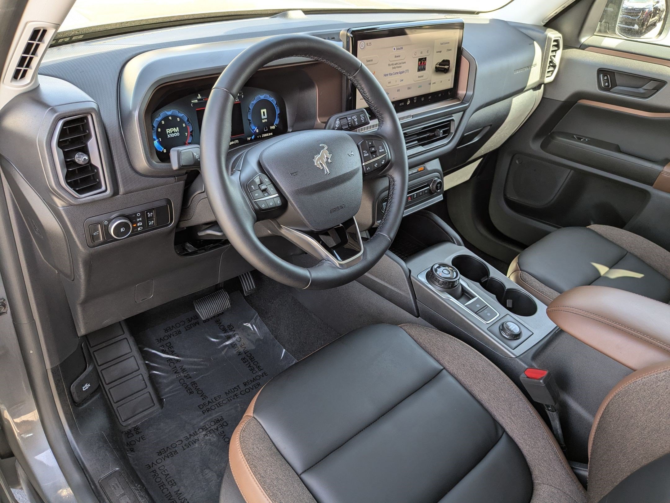 Used 2025 Ford Bronco Sport Outer Banks AWD/4WD image 16