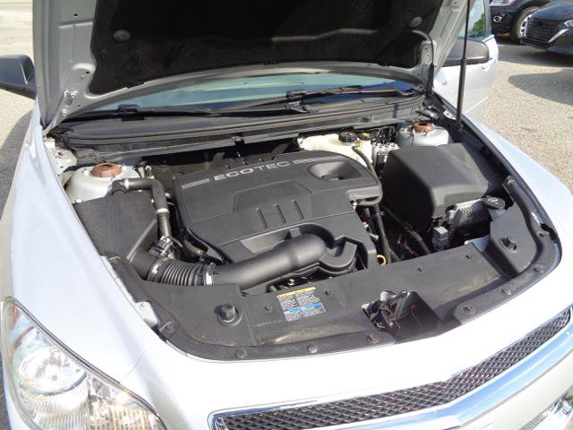 Used 2010 Chevrolet Malibu LS FWD image 24