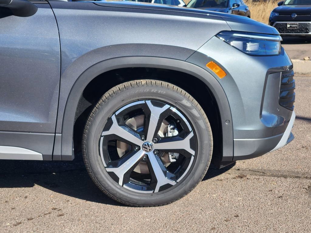 New 2026 Volkswagen Tiguan SE image 28