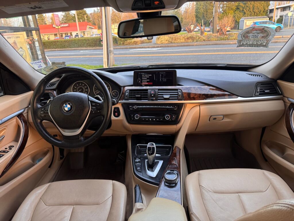 Used 2014 BMW 328i Gran Turismo xDrive AWD/4WD image 18