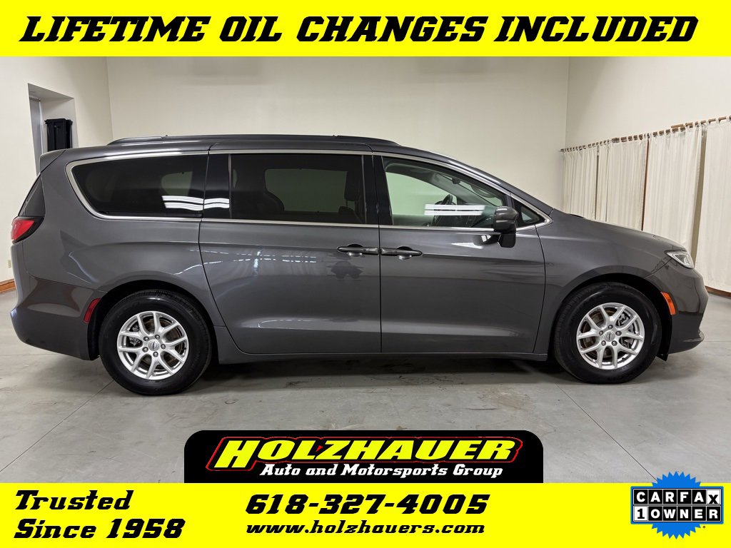 Used 2022 Chrysler Pacifica Touring-L