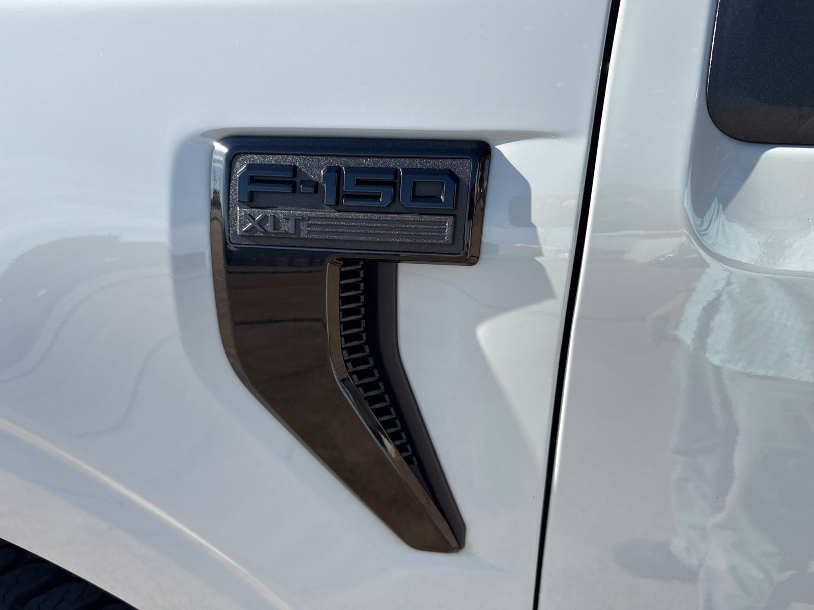 Used 2023 Ford F150 XLT w/ Equipment Group 302A High AWD/4WD image 11