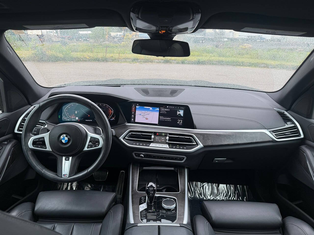 Used 2021 BMW X5 xDrive40i w/ M Sport Package AWD/4WD image 21