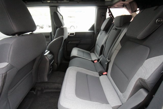 New 2025 Ford Bronco 4-Door image 29