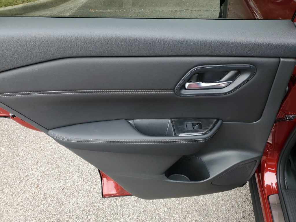 New 2026 Nissan Rogue Dark Armor AWD/4WD image 10