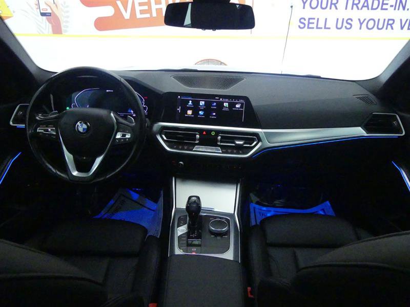 Used 2021 BMW 330e xDrive w/ Convenience Package image 9