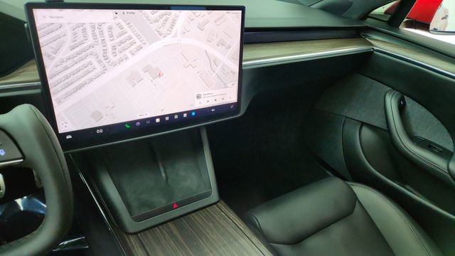 Used 2022 Tesla Model S image 41