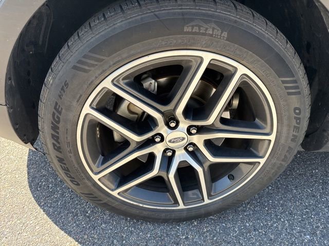 Used 2019 Ford Explorer Sport w/ Equipment Group 401A AWD/4WD image 17