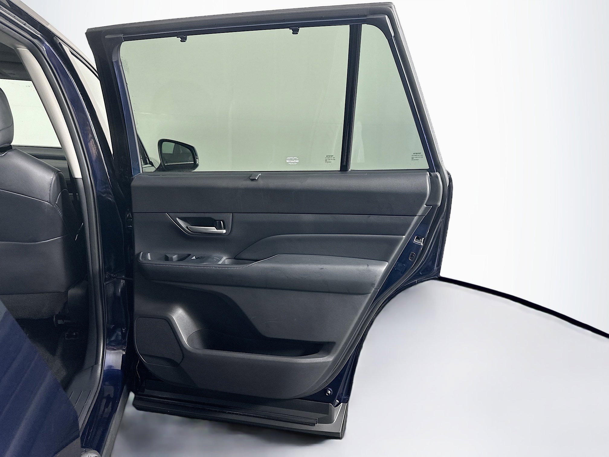 Used 2025 Toyota Grand Highlander FWD image 32