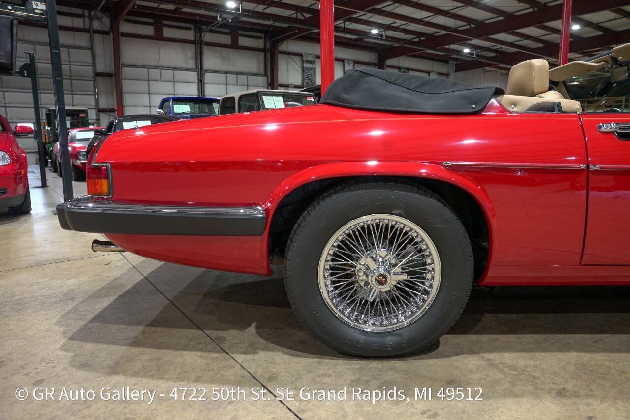 Used 1989 Jaguar XJS V12 Convertible RWD image 9
