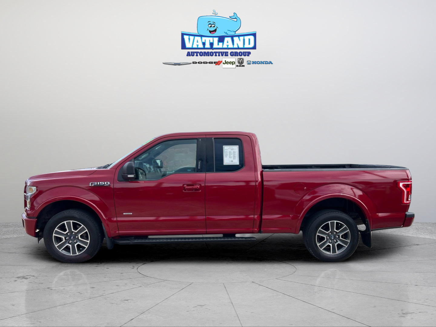 Used 2015 Ford F150 XLT w/ Equipment Group 301A Mid RWD image 2