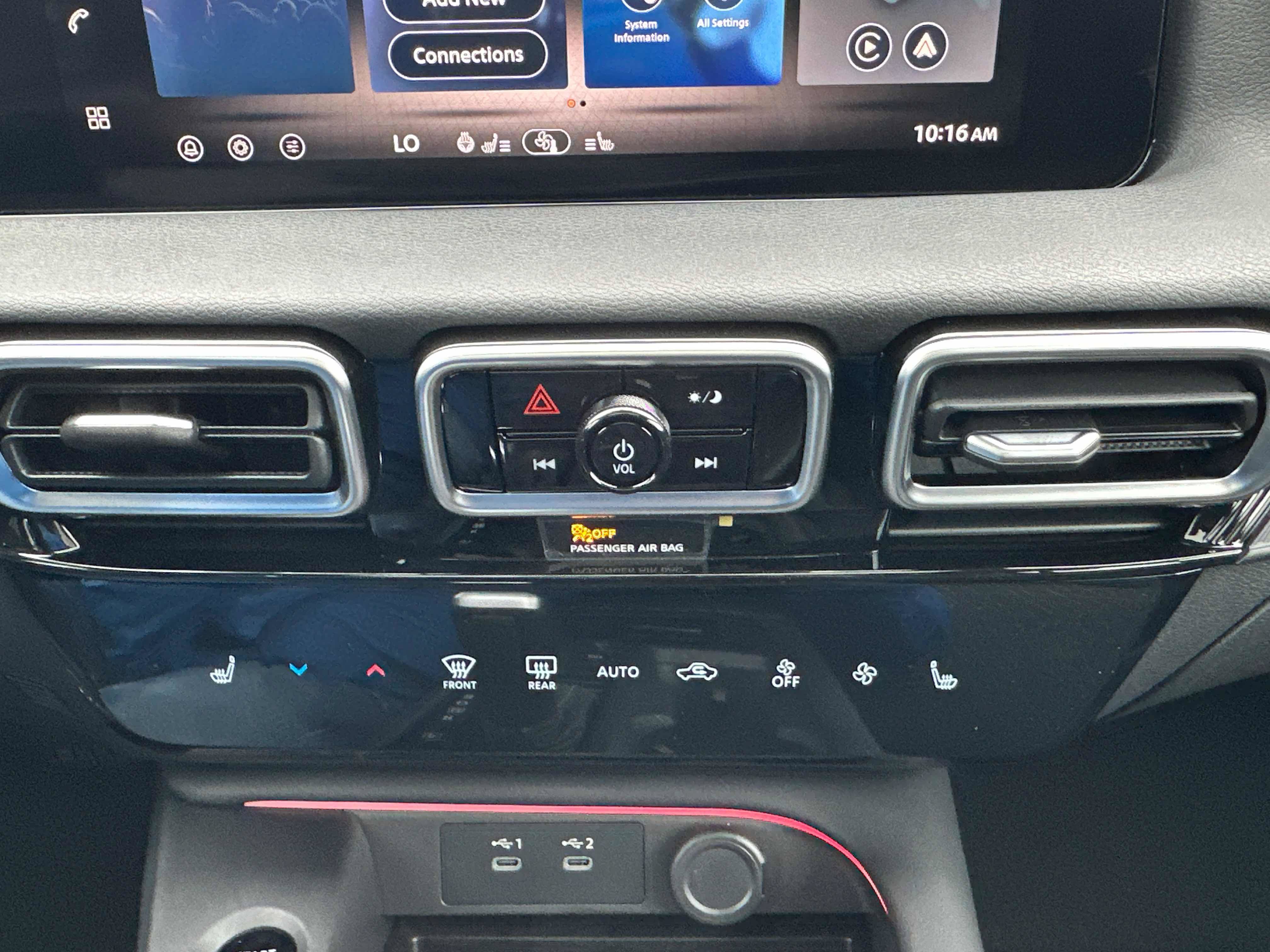 New 2026 Nissan Sentra SV w/ SV Convenience Package FWD image 32