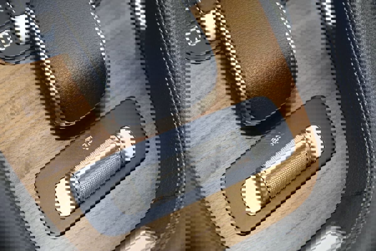 Used 2025 Mercedes-Benz GLS 450 4MATIC image 37