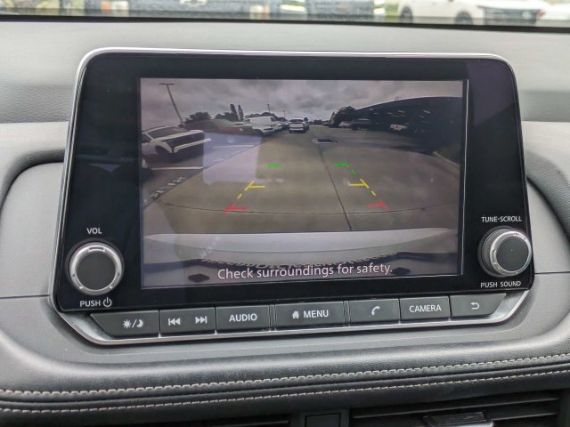 Used 2024 Nissan Rogue SV AWD/4WD image 22