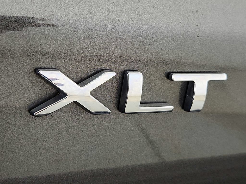 Used 2020 Ford Expedition XLT w/ Equipment Group 201A AWD/4WD image 34