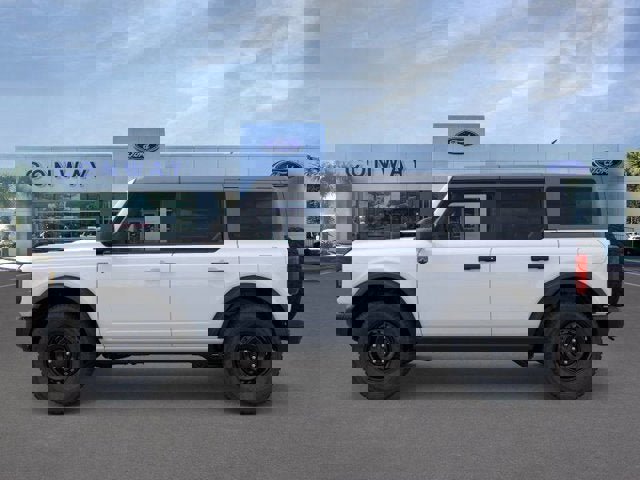 New 2026 Ford Bronco Big Bend w/ Black Diamond Package image 3