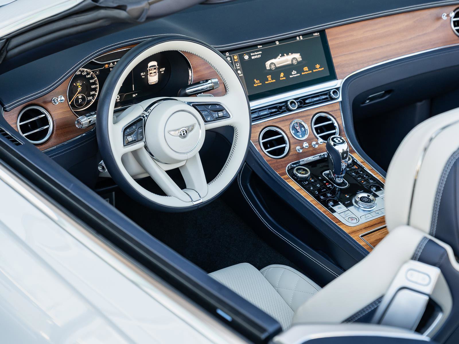 Used 2022 Bentley Continental GT image 10