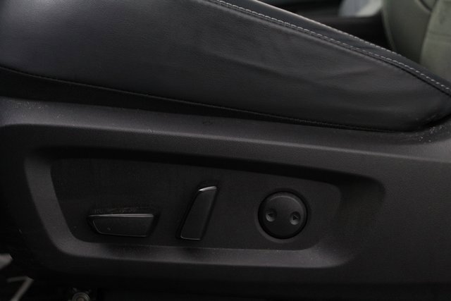 Used 2024 Mitsubishi Outlander SE Black Edition image 12