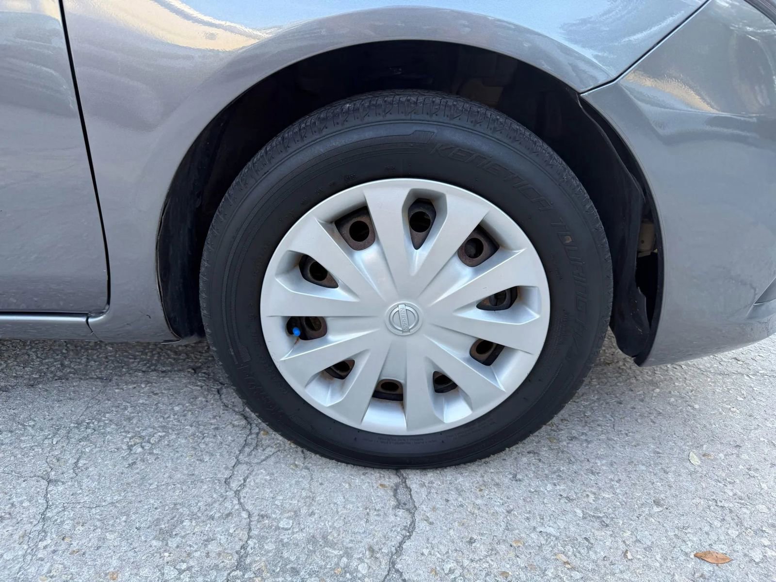 Used 2019 Nissan Versa SV image 24