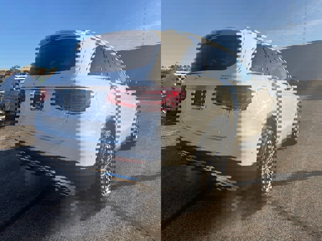 Used 2022 Mercedes-Benz GLC 300 4MATIC image 6