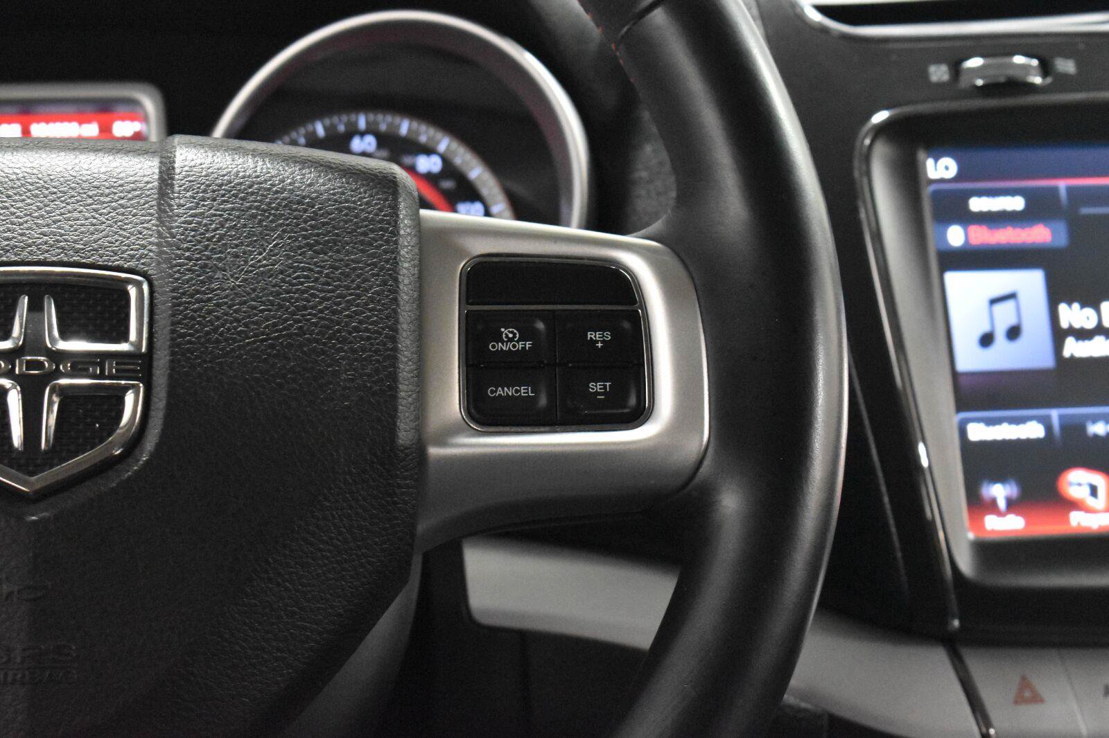 Used 2018 Dodge Journey GT w/ Driver Convenience Group FWD image 9
