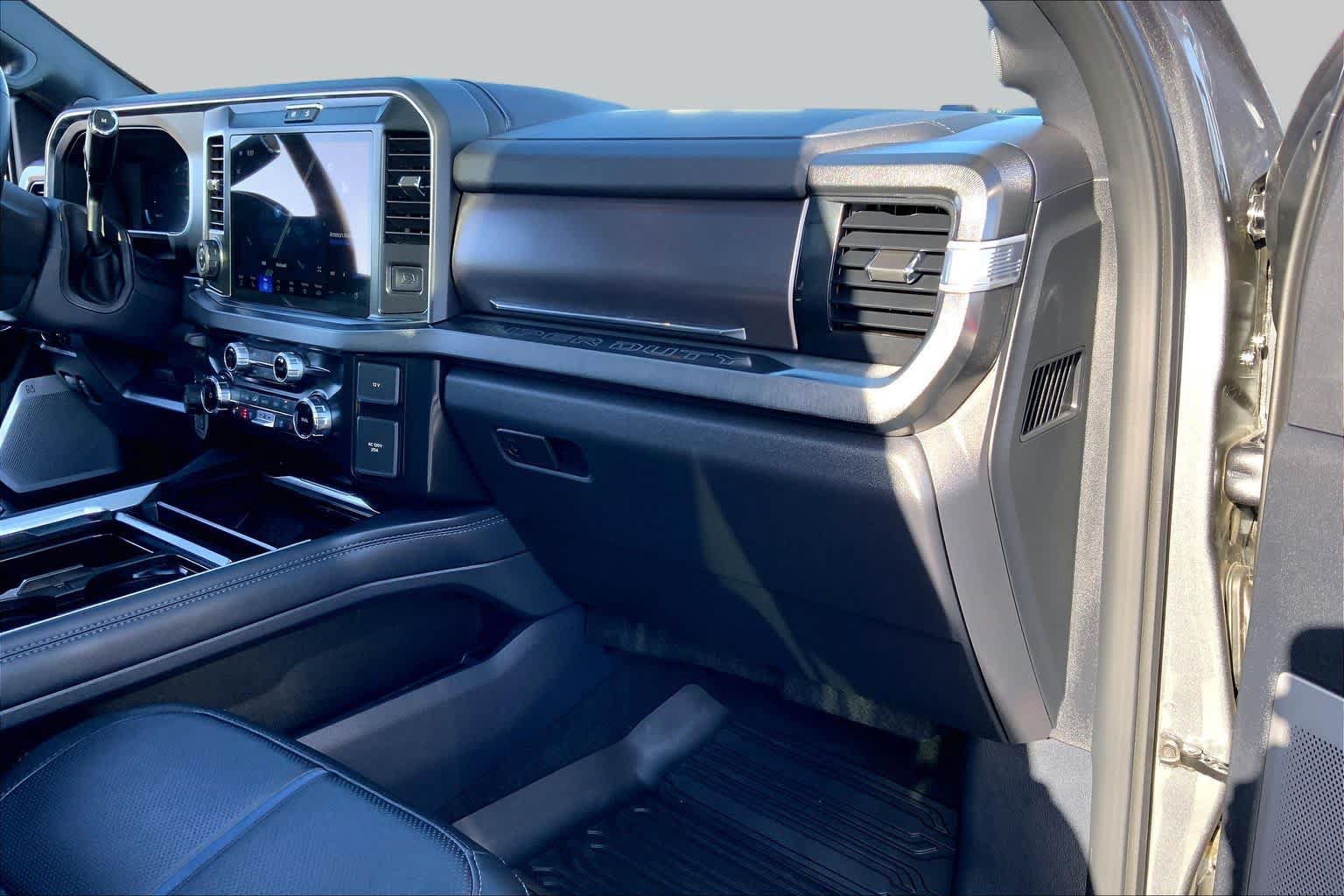 Used 2026 Ford F250 Platinum AWD/4WD image 27
