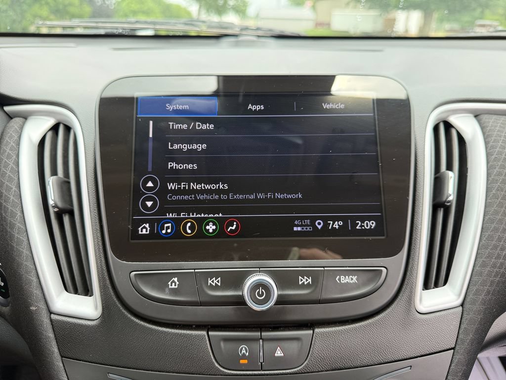Used 2024 Chevrolet Malibu LT FWD image 43