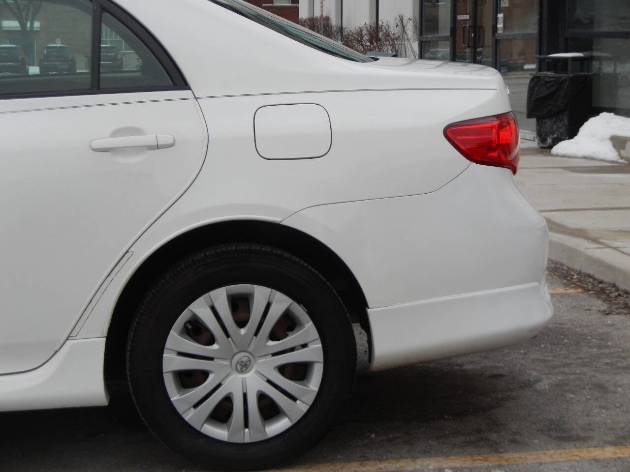 Used 2009 Toyota Corolla S FWD image 11