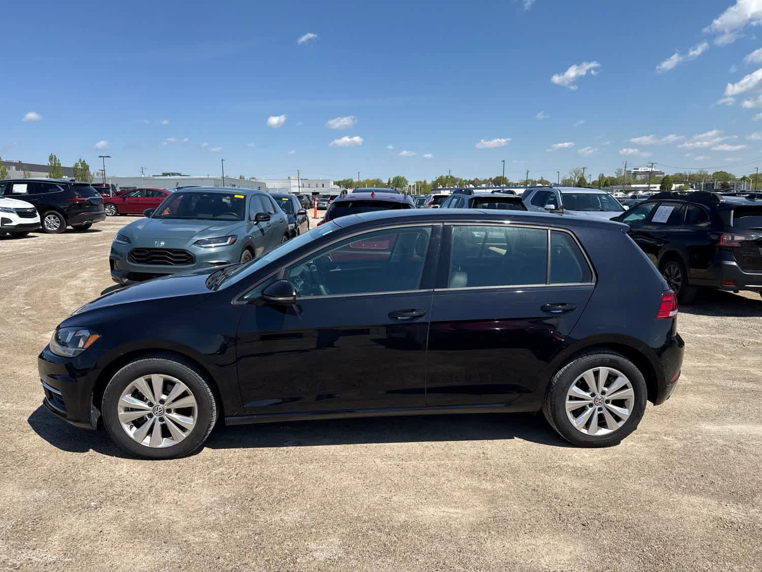 Used 2021 Volkswagen Golf 4-Door FWD image 12