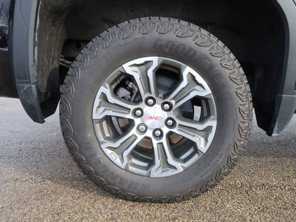 Used 2024 GMC Sierra 1500 SLT w/ X31 Off-Road Package AWD/4WD image 13