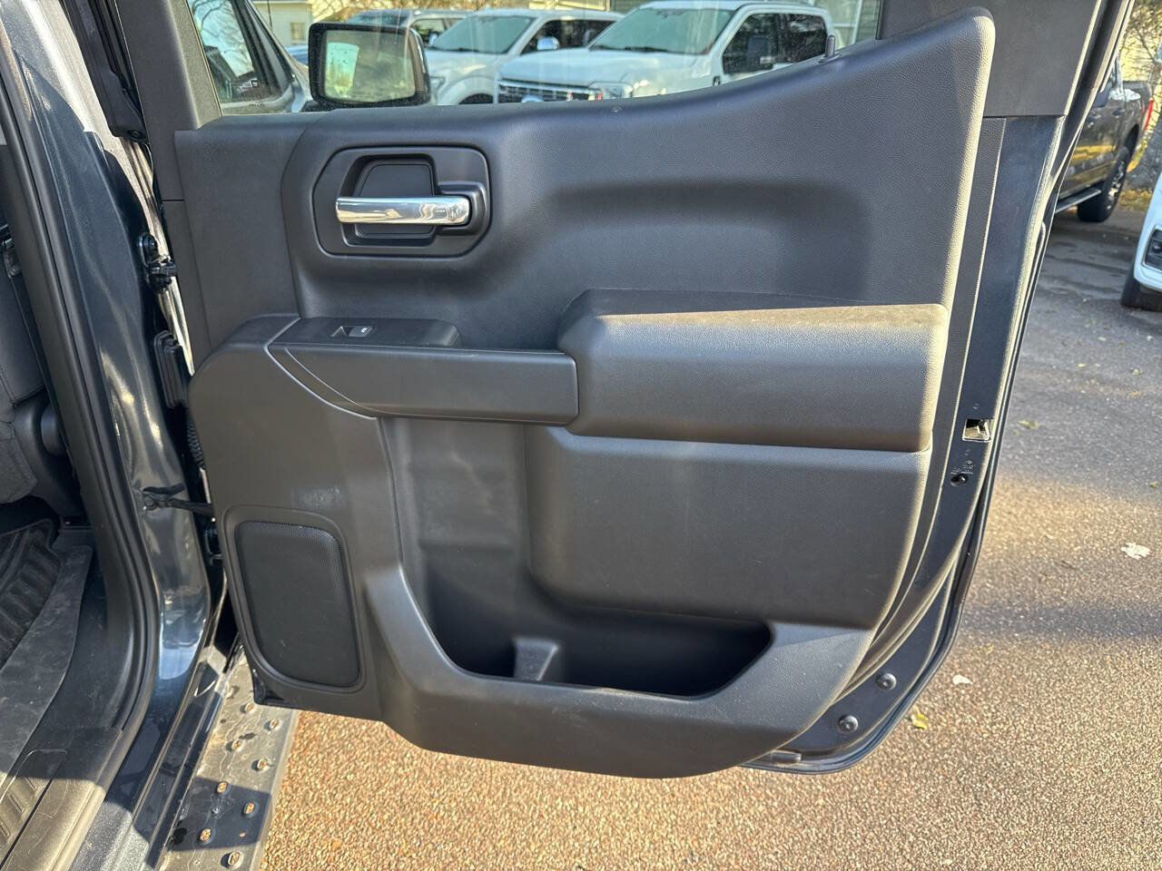 Used 2021 Chevrolet Silverado 1500 LT image 18