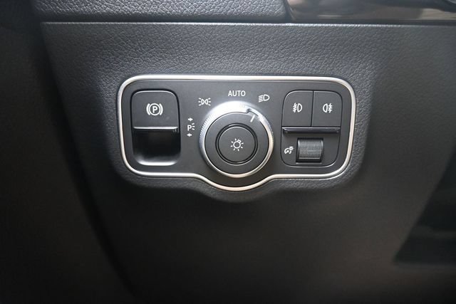 Certified 2025 Mercedes-Benz GLA 250 image 19