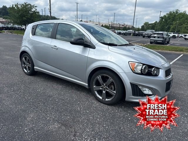 Used 2015 Chevrolet Sonic RS FWD image 4