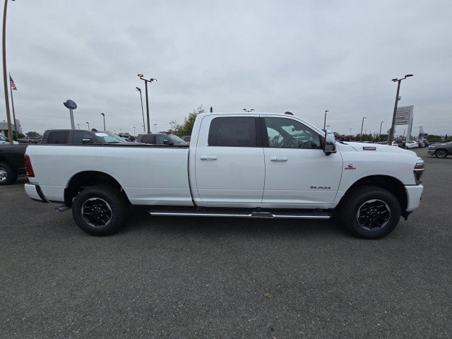 New 2025 RAM 3500 Laramie w/ Towing Technology Group image 3