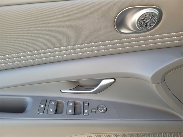 New 2026 Hyundai Elantra Sport image 15