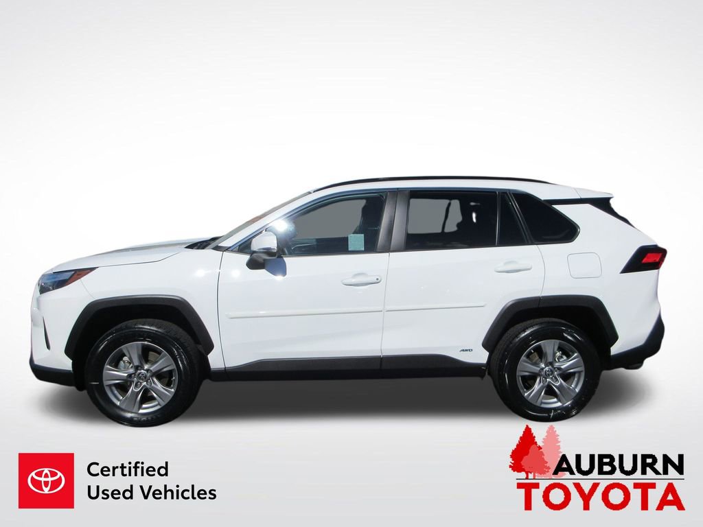 Certified 2024 Toyota RAV4 LE AWD/4WD image 5