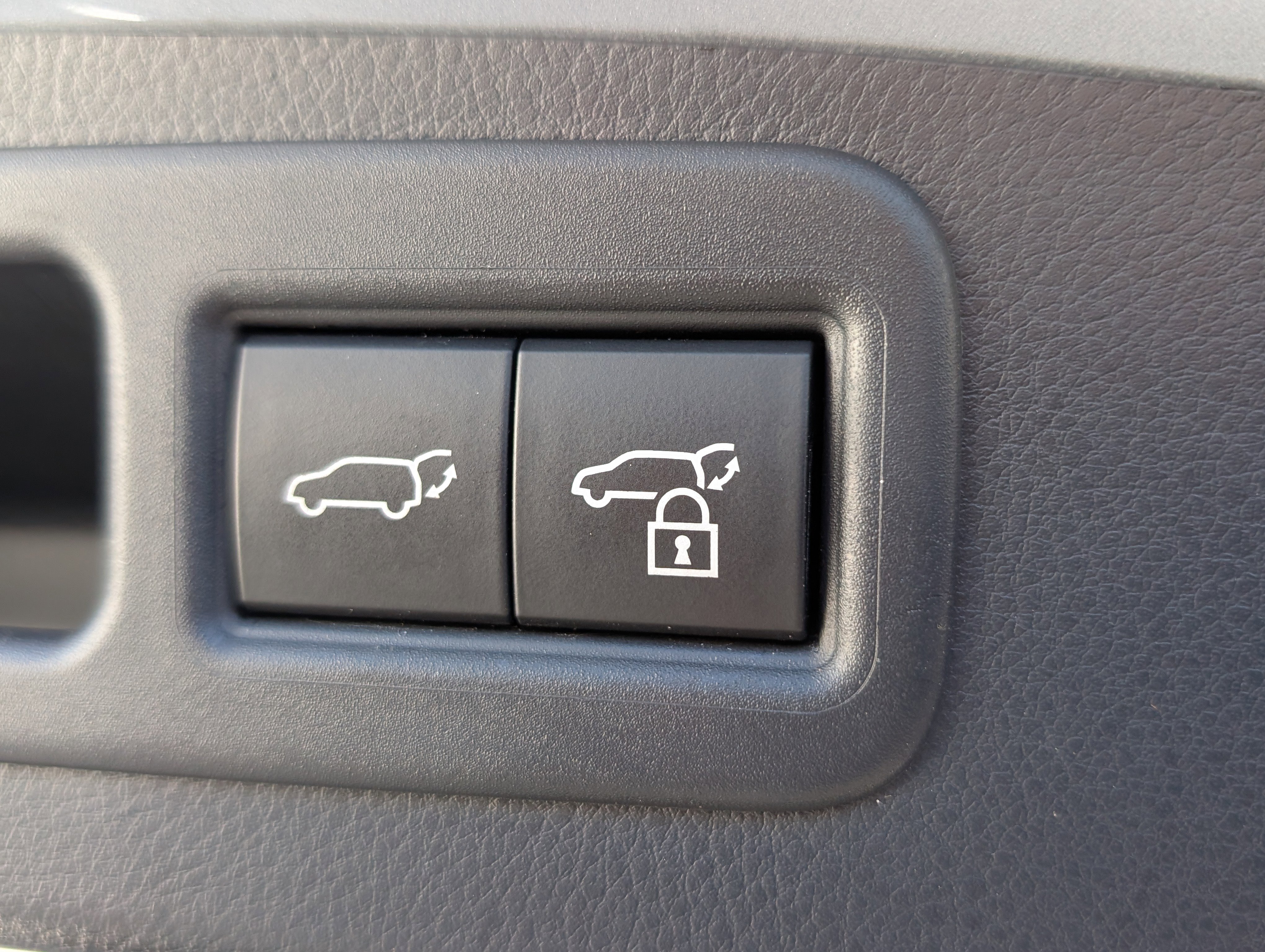 Certified 2023 Lexus RX 350h RX 350h Premium w/ Cold Area Package image 13