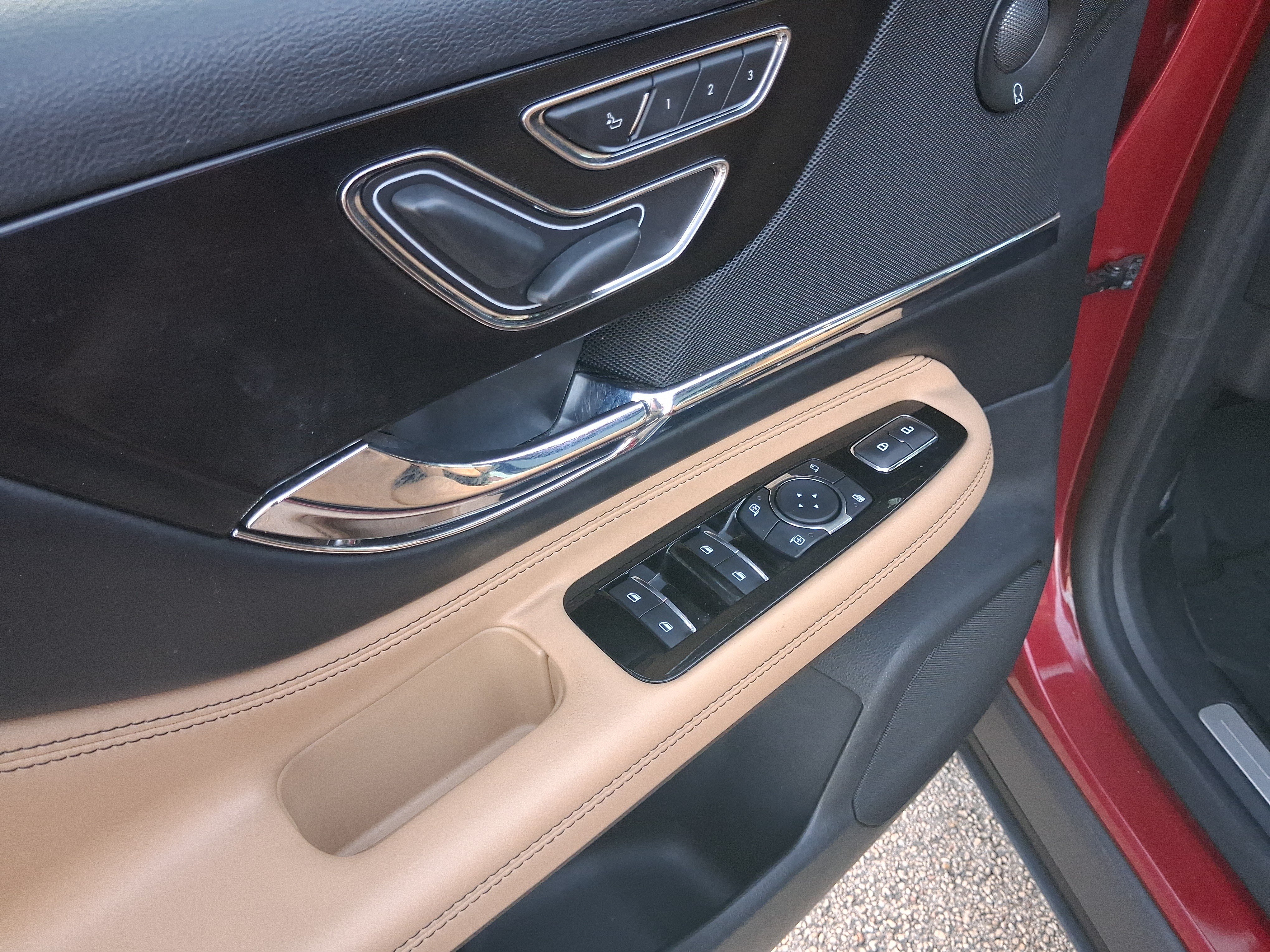 Used 2020 Lincoln Corsair Reserve FWD image 15