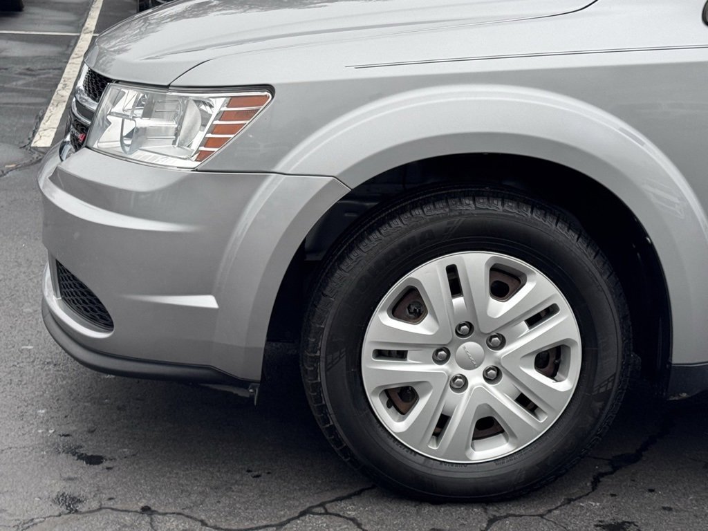 Used 2017 Dodge Journey SE image 33