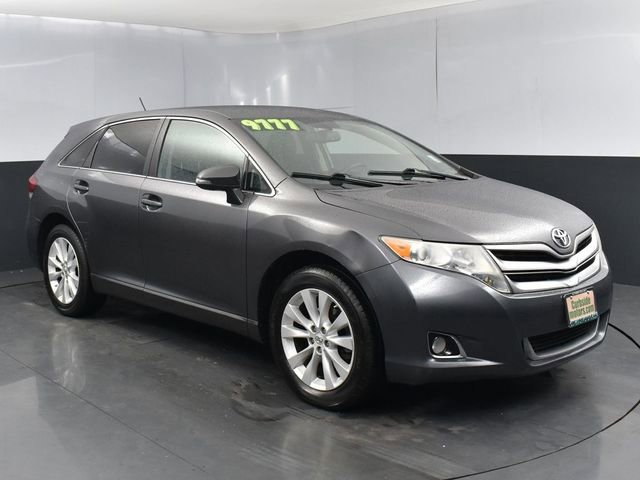 Used 2014 Toyota Venza LE FWD image 1