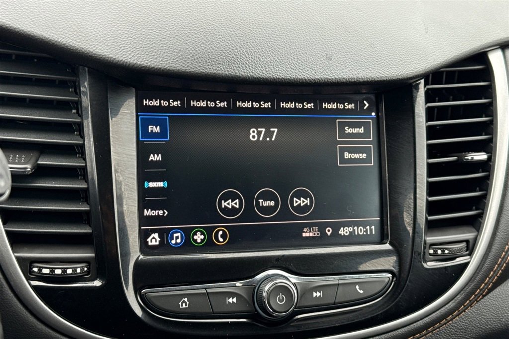 Used 2022 Chevrolet Trax LT w/ Midnight Edition image 26