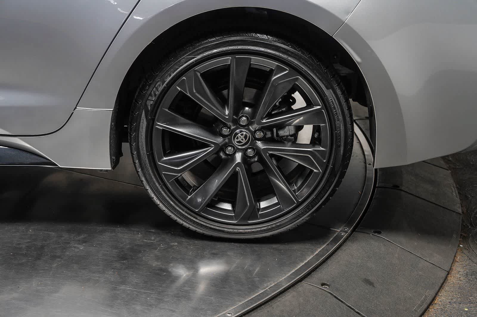 Used 2024 Toyota Corolla SE w/ SE Package FWD image 10