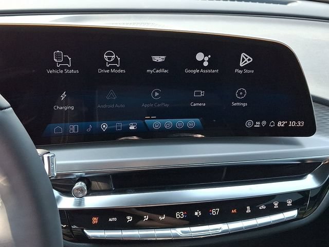 New 2026 Cadillac Lyriq Luxury w/ LPO, Floor Liner Package AWD/4WD image 10