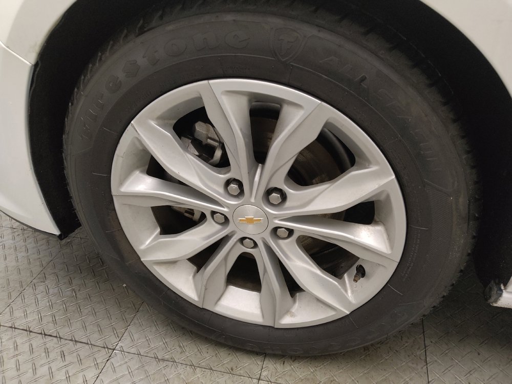 Used 2024 Chevrolet Malibu LT FWD image 31