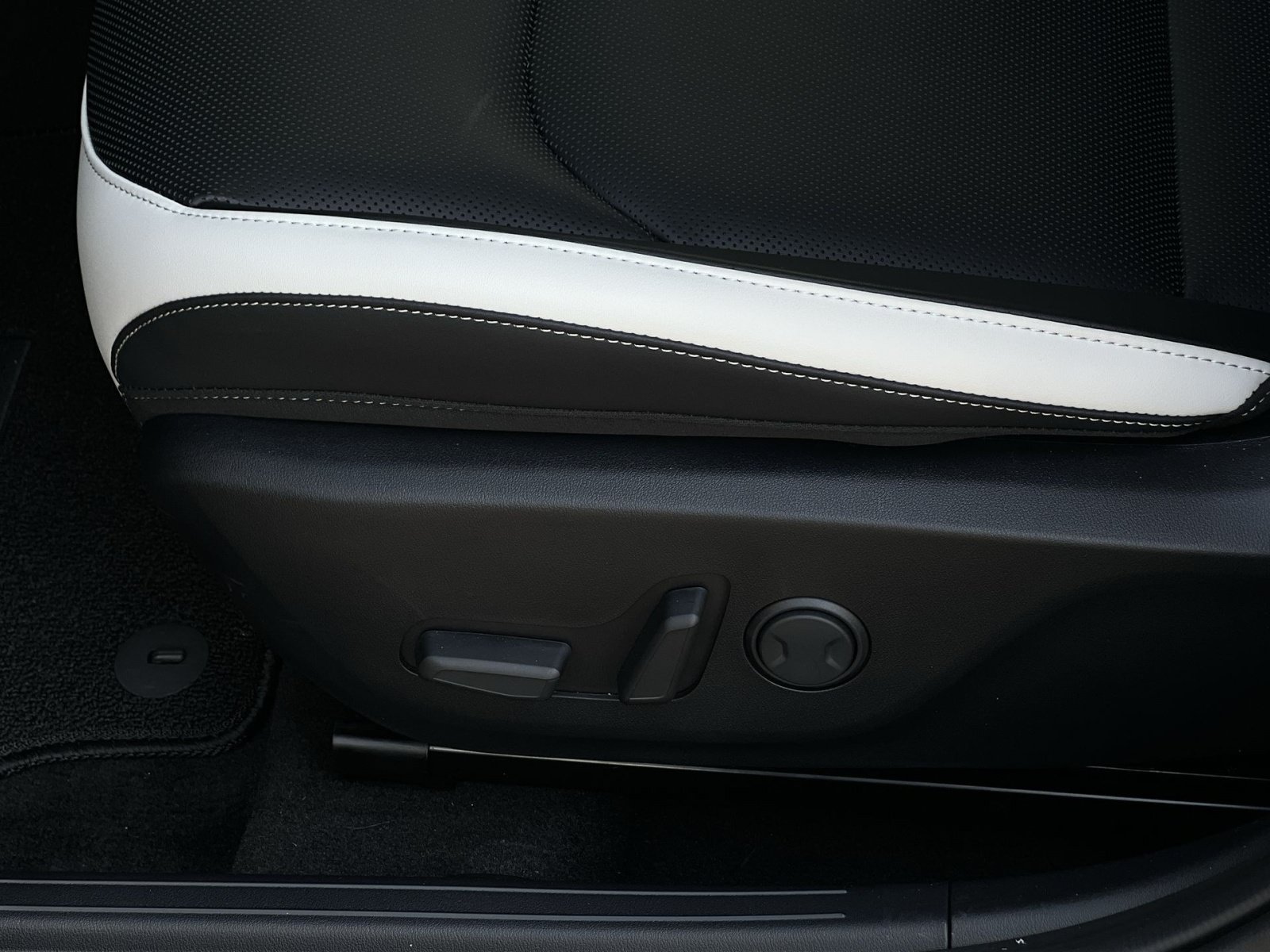 New 2026 Kia K4 EX FWD image 19