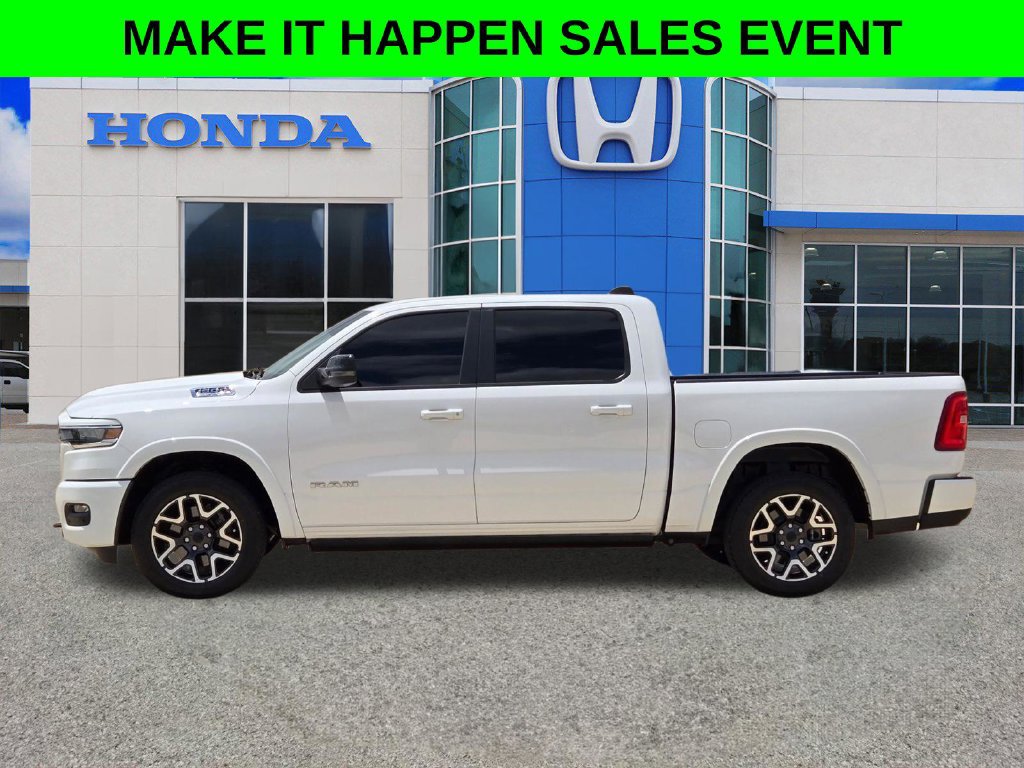 Used 2025 RAM 1500 Laramie w/ Laramie Southwest Edition AWD/4WD image 6