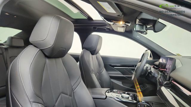 Used 2024 BMW 530i image 21