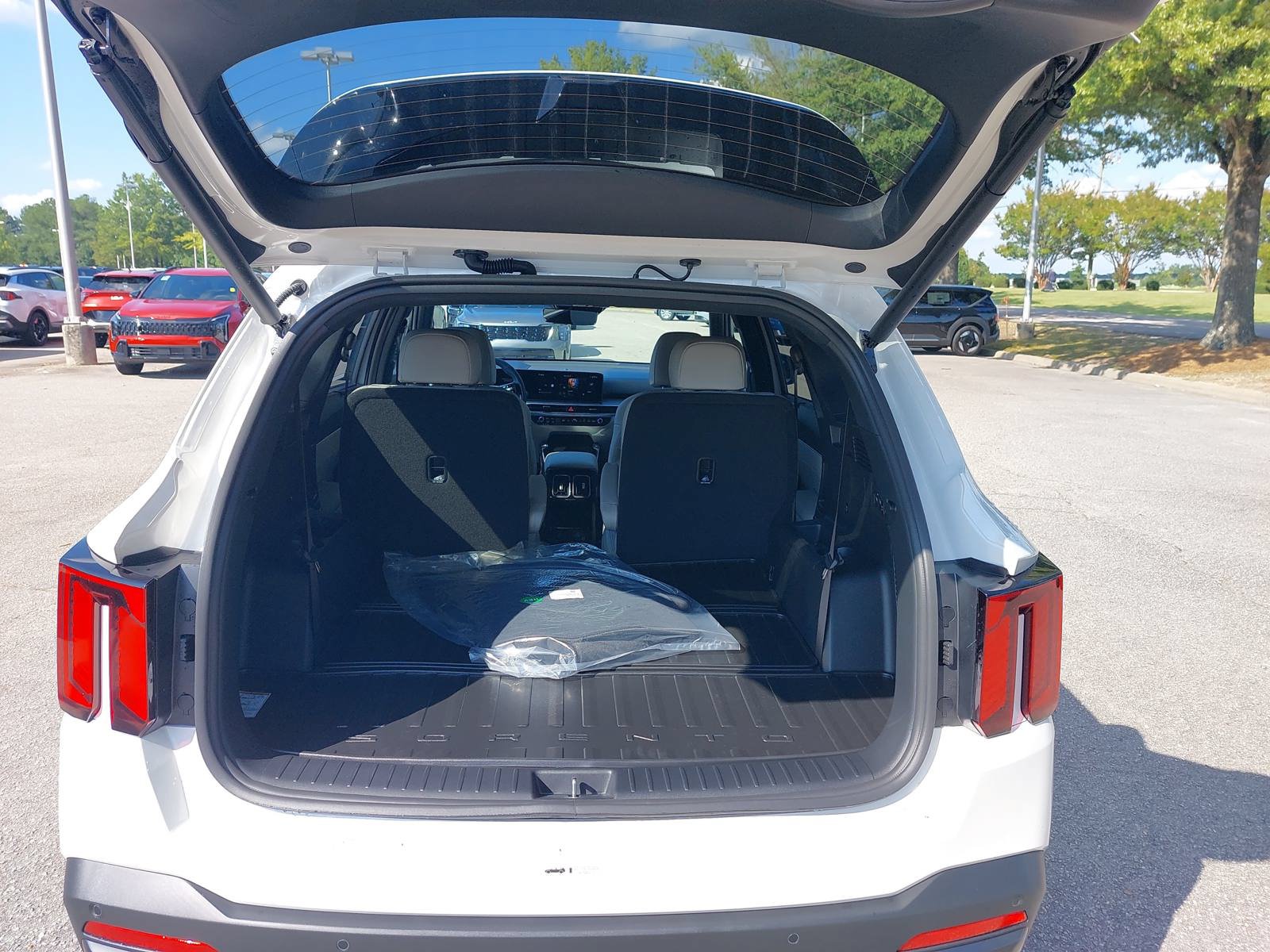 New 2026 Kia Sorento SX Prestige AWD/4WD image 12
